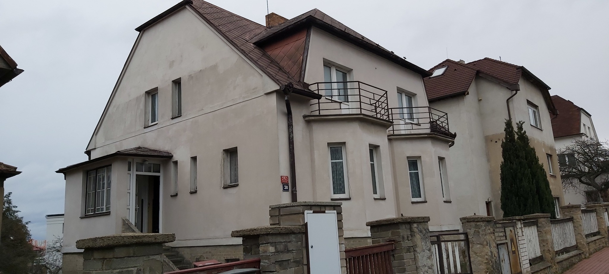 Původní stav – bytový dům (1)